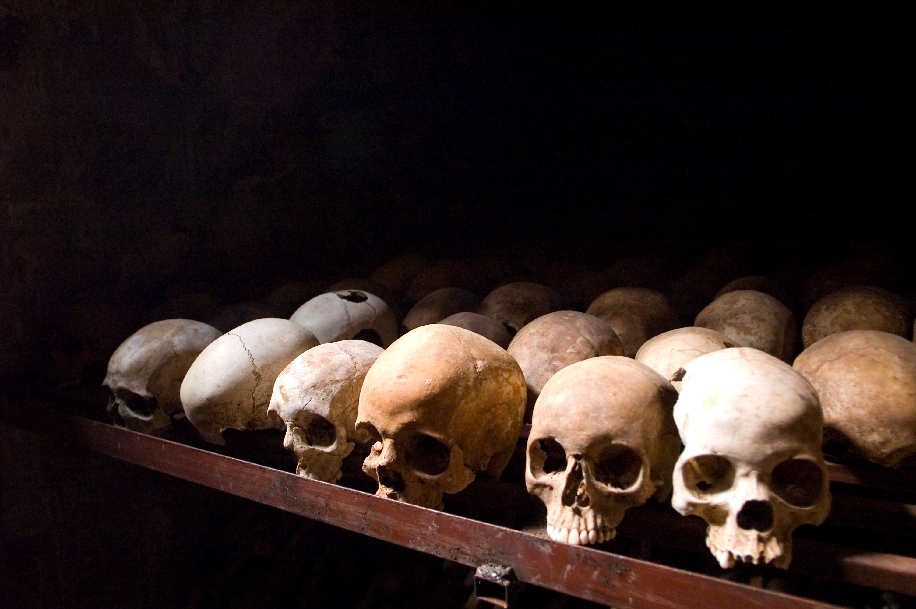 Amanda F. Grzyb: Unsettled Memory: Genocide Memorial Sites in Rwanda